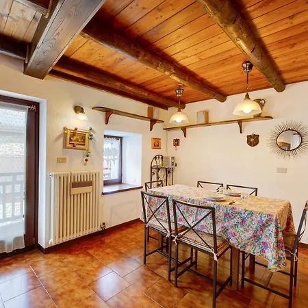 Casa Jonathan Saint-Vincent
